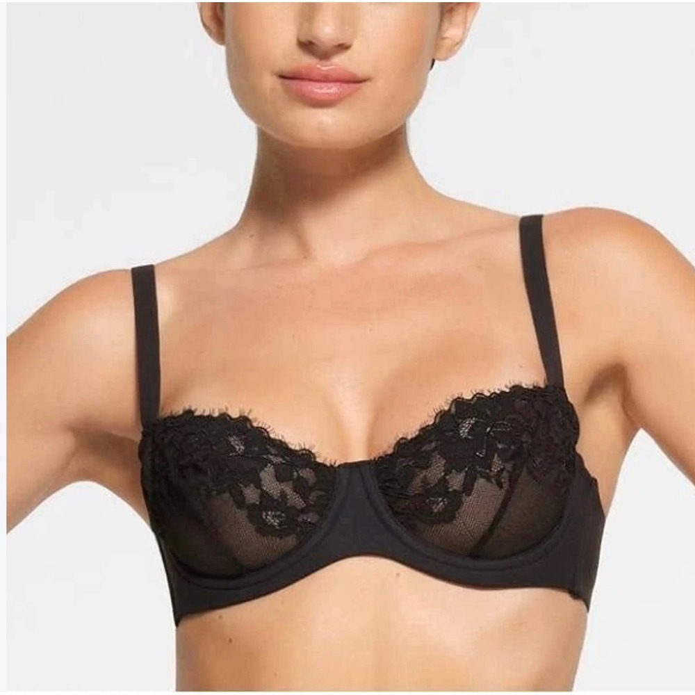 SKIMS Femme Lace Balconette Bra Onyx Black Underwire BA-BAL-3627 40C NEW